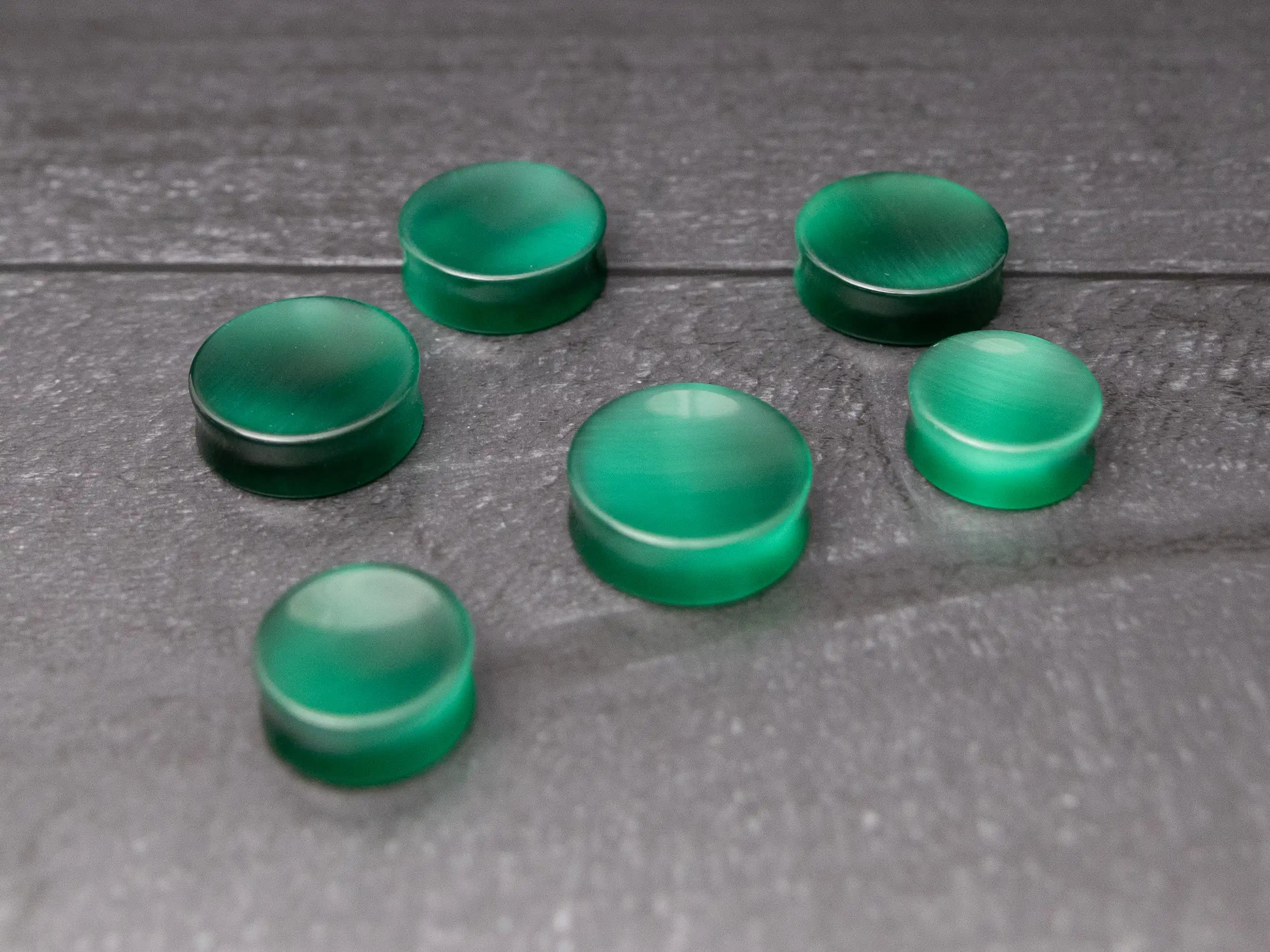 Green Cats Eye Concave Plugs